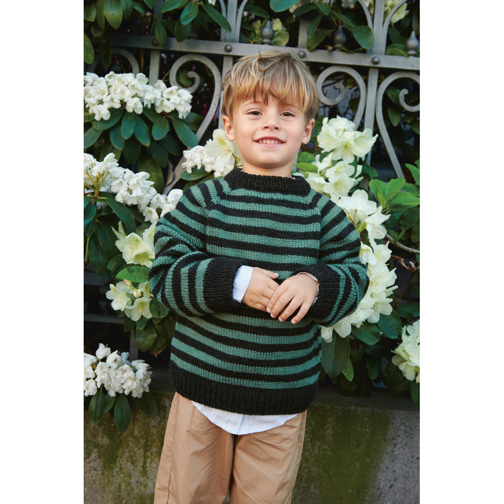 Anleitungsheft 2408 MYKT TIL BARN Einzelanleitung 2408 Nr. 3 Sout Sweater Junior- Englisch