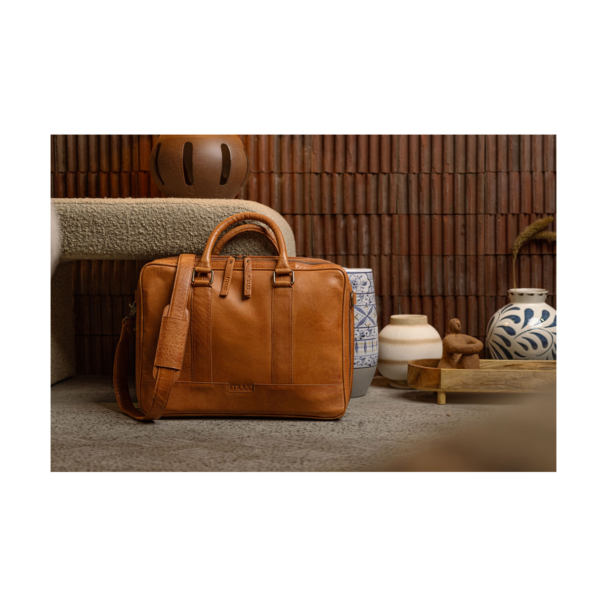 Lederhandtasche mit Henkel Drea Whisky